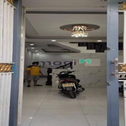 Cho thuê nhà 4 tấm gần chợ Bình trị đông