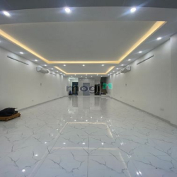 Cho thuê nhà Tố Hữu, Galaxy Tố Hữu, DT 102m2, 6 tầng thông sàn nhà mới