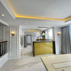 Chuyển nhượng hoặc cho thuê Penthouse Star Hill Phú Mỹ Hưng, Q7.