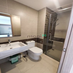 cần bán căn hộ officetel Rivergate Đ. Bến Vân Đồn quận 4 giá 1.9 tỷ