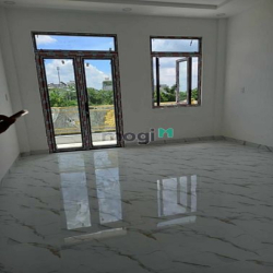 Bán Nhà Đẹp 60m2, 5 Tầng, 5.5 Tỷ, Bình Hưng Hòa B, Bình Tân