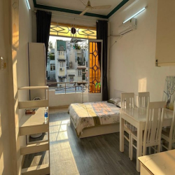 Căn Hộ Studio Ban Công _ Công Viên Lê Văn Tám_ Tháp Đồng Hồ Quận 1