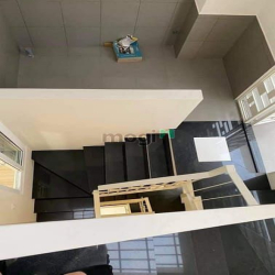 Bán Nhà HXH Nguyễn Thượng Hiền 40m2 Với 5 Tầng, Phường 5, Chỉ 7,5 Tỷ