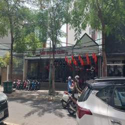 Cho thuê NNC diện tích hơn 300m2 khu vực Hải Châu