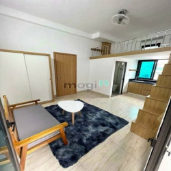 Bán nhà trọ Cầu Giấy 7T thang máy 70m2 16PKK giá chỉ 10.8 tỷ