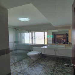 Bán Penthouse Hưng Vượng 2 180m2 - 6.6ty - cho thuê 1300$