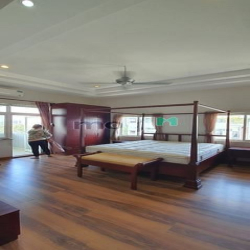 Bán Penthouse Hưng Vượng 2 180m2 - 6.6ty - cho thuê 1300$