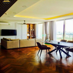 Cần cho thuê căn hộ cao cấp Penthouse Midtown, Phú Mỹ Hưng, 247m2, 4PN