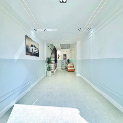 Bán căn nhà 48m2 hẻm Trần Quốc Thảo, Phường 6, Q 3, giá 3 tỷ 550, SHR.