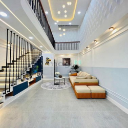 Bán căn nhà 48m2 hẻm Trần Quốc Thảo, Phường 6, Q 3, giá 3 tỷ 550, SHR.