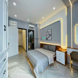 Bán căn nhà 48m2 hẻm Trần Quốc Thảo, Phường 6, Q 3, giá 3 tỷ 550, SHR.