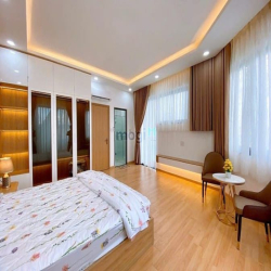 Căn góc 2 MẶT TIỀN NVK 6 tần đẹp lung linh fuln n.thất xịn chỉ 8.5 tỷ