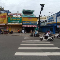 Cho thuê nhà 2 MT Lạc Long Quân, Phường 5, Quận 11