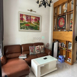 Bán nhà phố Lake View đối diện hồ siêu đẹp giá rẻ