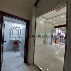 Cho thuê mặt bằng giá rẻ mặt tiền đường Thống Nhất