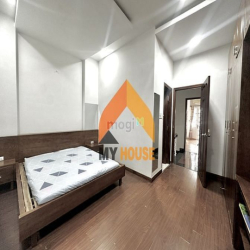Nhà Phố 2PN Sau Lưng METRO Q2 Gía Rẻ Gần Chợ Full Nội Thất Vào Ở Ngay
