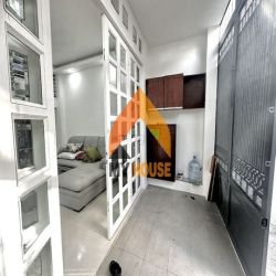 Nhà Phố 2PN Sau Lưng METRO Q2 Gía Rẻ Gần Chợ Full Nội Thất Vào Ở Ngay