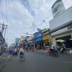 Cho thuê nhà 404A CMT8, Q.3 - DTSD ~ 800m2, 6 tầng