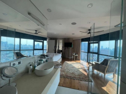 Cho thuê căn hộ penthouse City Garden_3 Phòng Ngủ 4 WC 320m2_City View