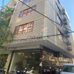 Cho thuê nhà mặt phố, lô góc  Đỗ Quang - Trung Hoà. dt 75m2 x5t,55tr