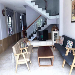 Chính chủ cần cho thuê nguyên căn 2 mt làm vp, Tân Phú, Bình Tân