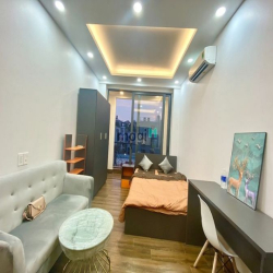 Penthouse cao cấp ngay vòng xoay dân chủ