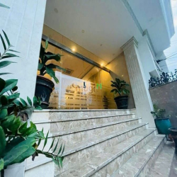 Tòa Nhà Căn Hộ Góc Hẻm Xe Hơi Lê Văn Sỹ Quận 3 Thu Nhập 2 Tỷ Mỗi Năm
