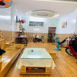 Nhà 1 trệt 1 lầu 57m2 hẻm xe tải 6m thông 1 sẹc – 3 PN, 2 WC