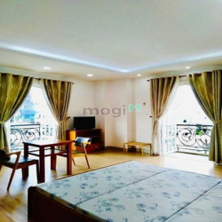 Tòa Nhà Căn Hộ Góc Hẻm Xe Hơi Lê Văn Sỹ Quận 3 Thu Nhập 2 Tỷ Mỗi Năm