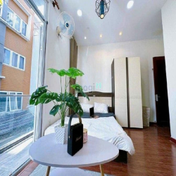 CHDV Khu Nguyên Hồng, Hẻm Xe Hơi, 56M2, 5 Tầng, HDT 200TR/Năm, 7.5 Tỷ