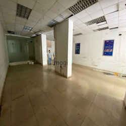 Cho thuê 3 căn MT 48-50-52 Nam Kỳ Khởi Nghĩa Quận 1. Gía 260tr/tháng