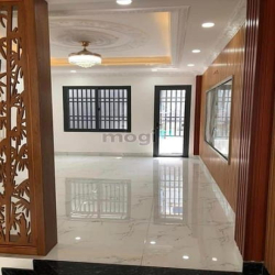 CHỦ PHÁ SẢN BÁN NHÀ Đg Lê Đại Hành P11. Q11 1tỷ088/52m2 LH PHI ĐI XEM.