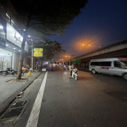 Bán nhà mặt phố Tây Sơn, Đống Đa, 40m, 6T, MT 6m, kinh doanh đỉnh.