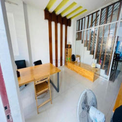 Bán nhà Âu Cơ Tân Sơn Nhì 4 tầng 66m2 chỉ 6.x tỷ