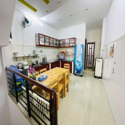 Bán nhà Âu Cơ Tân Sơn Nhì 4 tầng 66m2 chỉ 6.x tỷ