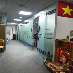 CC Cho thuê mặt bằng - Văn Phòng Toà nhà 7 tầng ngay Hằng Xanh. 7x30m