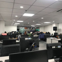 CC Cho thuê mặt bằng - Văn Phòng Toà nhà 7 tầng ngay Hằng Xanh. 7x30m