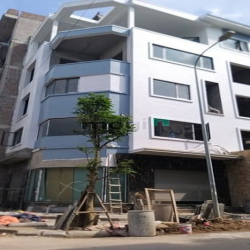Cho thuê nhà 110m x5 tầng, thang máy tại khu đô Thị Hạ Đình - 46tr