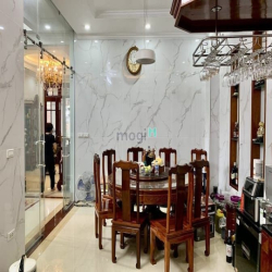 Nguyễn Tri Phương - Lô góc - Mặt tiền rộng - Kinh doanh đỉnh
