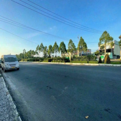 Bán kho 1043m2 mặt tiền Võ Văn Kiệt gần sân bay Trà Nóc, Cần Thơ