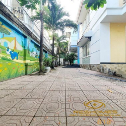 Cho thuê căn biệt thự 1 trệt 2 lầu đường N6 khu dân cư D2D, Biên Hòa