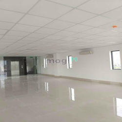 Cho thuê văn phòng Lô Góc 60m2HXT tránh Lê Văn Sỹ Tân Bình chỉ 13Triệu