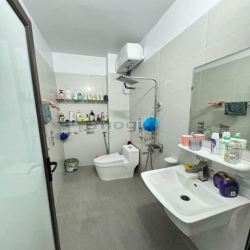 Cho thuê nhà ngõ 193 Văn Cao 4 tầng, 50m2,  Xây 4 phòng ngủ, full nội