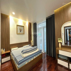 Biệt thự liền kề Hưng Thái - PMH - Q7. DT: 7x18m Giá bán 26.5 tỷ TL