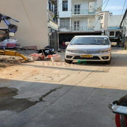 Sát mặt tiền Phú Nhuận- HXH ngủ- 4*10 nở hậu, mới- 4 tầng- 26tr/tháng