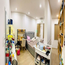 Bán nhà Huỳnh Văn Bánh 5m x 14M, 3 tấm tặng nội thất đẹp chỉ 7.3 tỷ