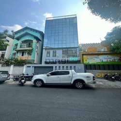 RA ĐI TRONG TUẦN! Bán nhà MT Hoa Lan, Q Phú Nhuận dt:8x18m, Hầm 5 tầng