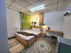 View Đẹp - Căn Penthouse Full Nội Thất Có Ban Công Riêng Tại Đặng Dung