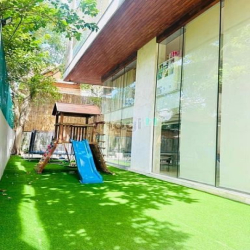 Bán Biệt Thự Thảo Điền DT 871m2 có hồ bơi siêu đẹp giá 150 tỷ alo eNhi