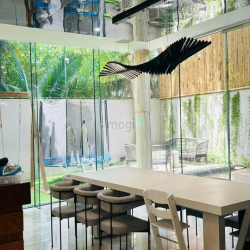 Bán Biệt Thự Thảo Điền DT 871m2 có hồ bơi siêu đẹp giá 150 tỷ alo eNhi